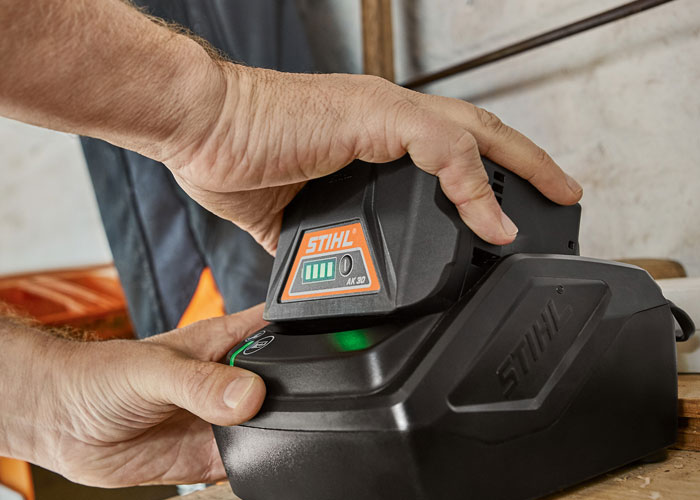 STIHL Batteries, Chargers & Accessories