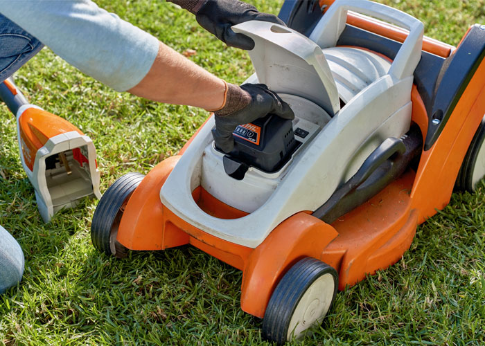 STIHL Cordless Lawn Mowers