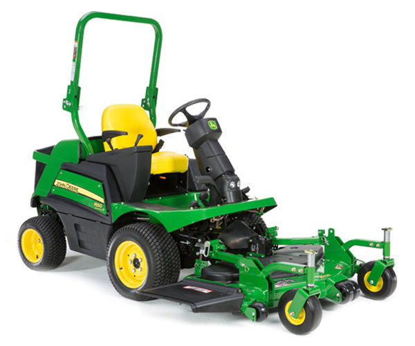 John Deere 1550 TerrainCut Front Rotary Mower