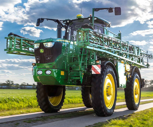 John Deere R41 Series Sprayer Carrier