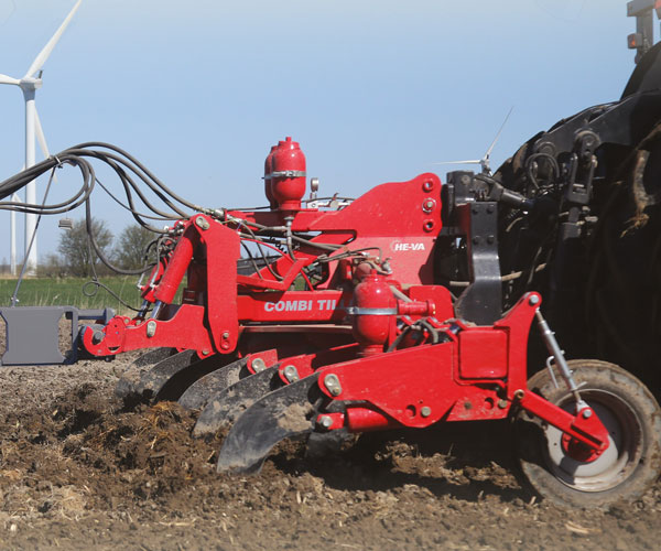 HE-VA Combi-Lift Pre-Cultivators